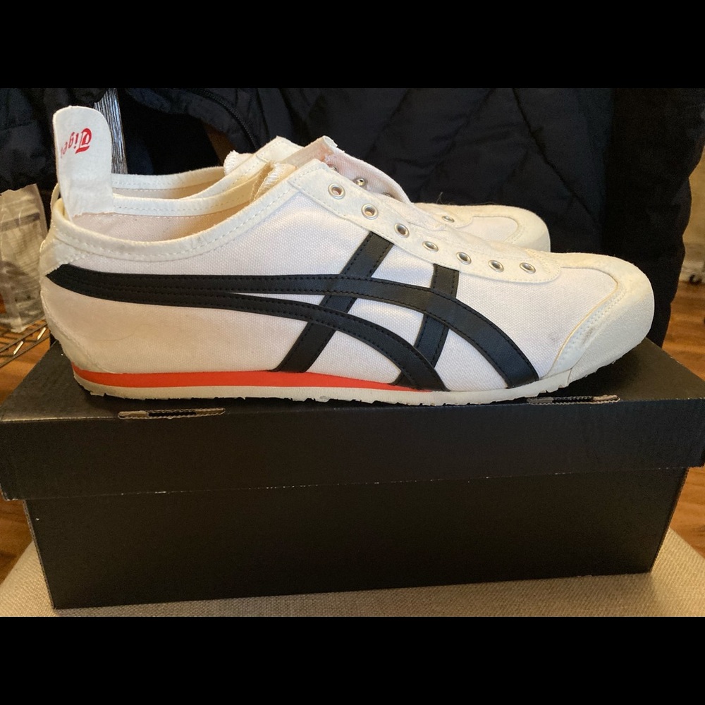 Onitsuka Tiger by Asics Men's White and Black Sneakers